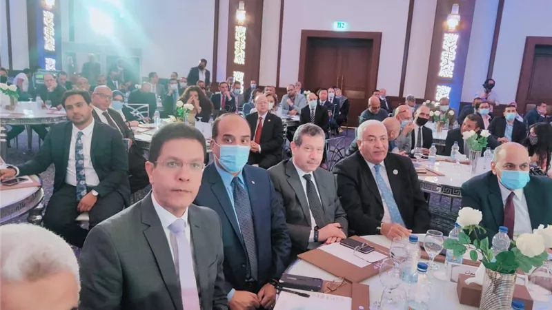 رئيس جامعة مطروح يشارك في ملتقى التعليم العالي والبحث العلمي للتحول الرقمي