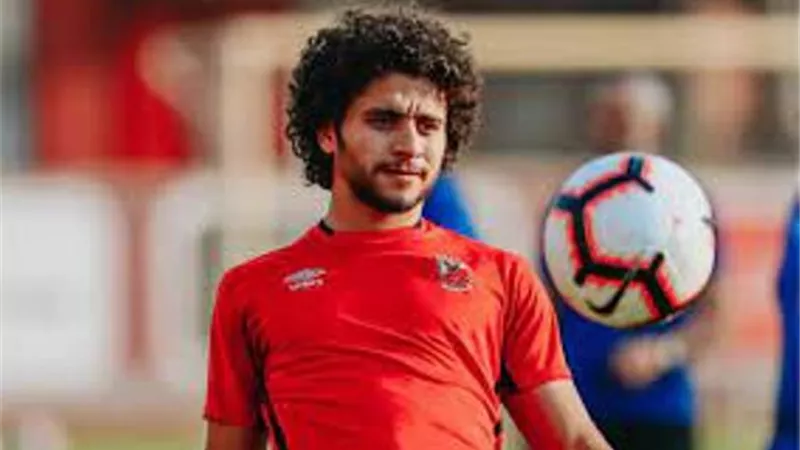 الاهلى يحتوى غضب نجم الوسط بهذه الطريقة
