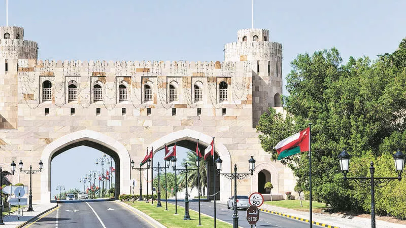 سلطنة عُمان تعيد فتح دور العبادة وإقامة صلاة الجمعة والمشاركة بالأنشطة الدينية والثقافية والرياضية