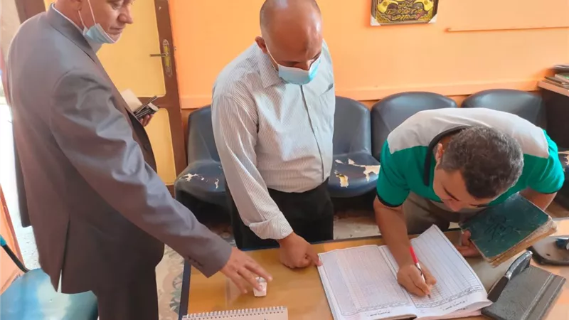 مجازاة مدير مدرسه ببنى سويف و١٨ من المعلمين للغياب