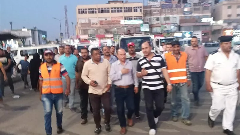 جهاز العاشر من رمضان ينفذ ٣٠ قرار غلق ورفع الاشغالات وتنظيف الاردنية