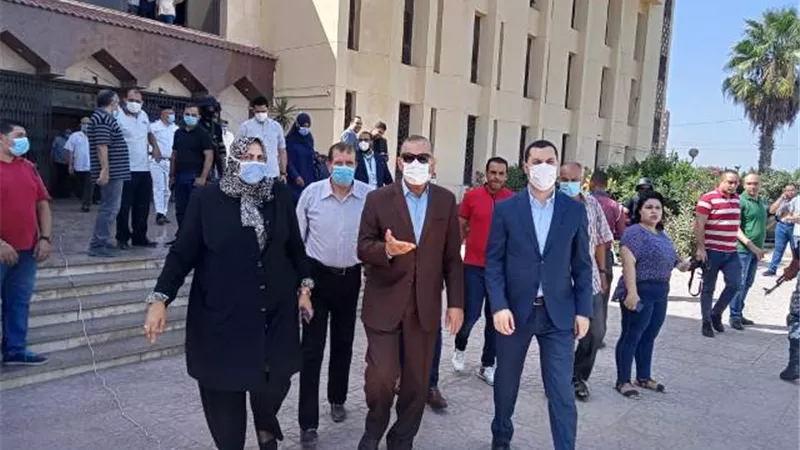 33 موقعا ..محافظ كفر الشيخ يتفقد حملة 