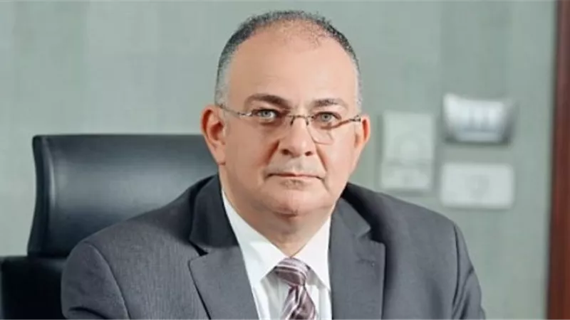 رئيس المتحدة للخدمات الإعلامية يفند ادعاءات وجود احتكار فني وعدم الاستعانة بكبار الفنانين والانتاج