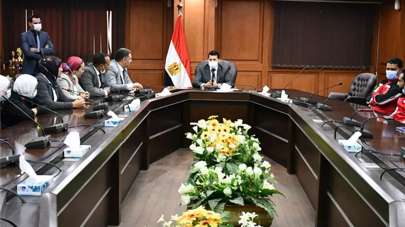 وزير الشباب يكرم لاعبي المنتخب المصري للكيك بوكسينج ومنتخب السامبو