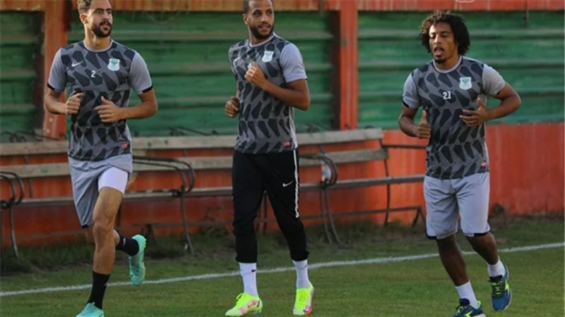 ثلاثى المصرى ينتظم فى التدريبات إستعداداً للموسم الجديد
