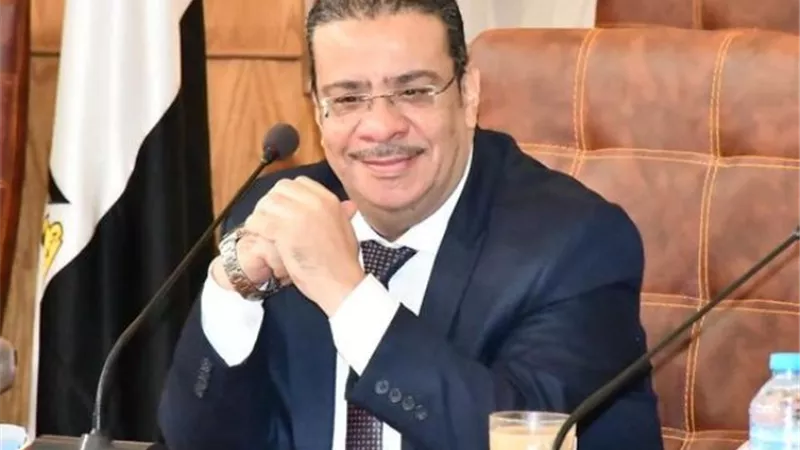 للعام الخامس على التوالي.. جامعة قناة السويس تحصل على التجديد لشهادة الأيزو ..صور