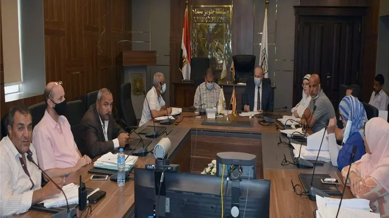 مقعد تسوية المنازعات يواصل جلساته لحل مشاكل المواطنين بديوان عام المحافظة بطور سيناء