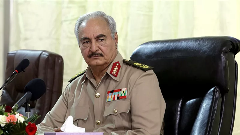 حفتر يكلف رئيس الأركان بقيادة الجيش الوطني الليبي لنهاية العام