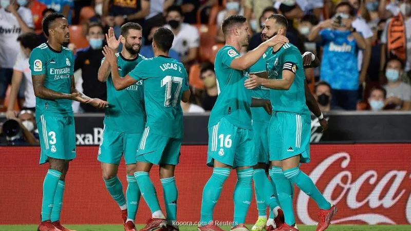 بنزيما يقود هجوم ريال مدريد لمواجهة مايوركا بالليجا