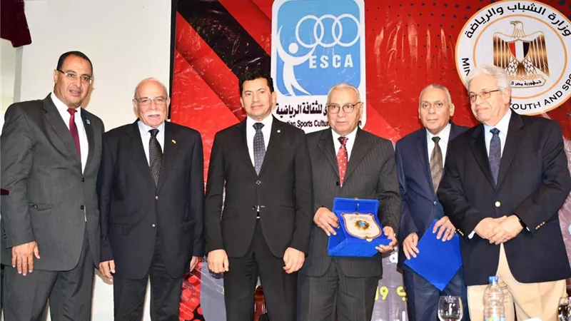 وزير الشباب يؤكد على أهمية الإعلام في التوعية بخطورة التعصب الرياضى وآليات معالجته