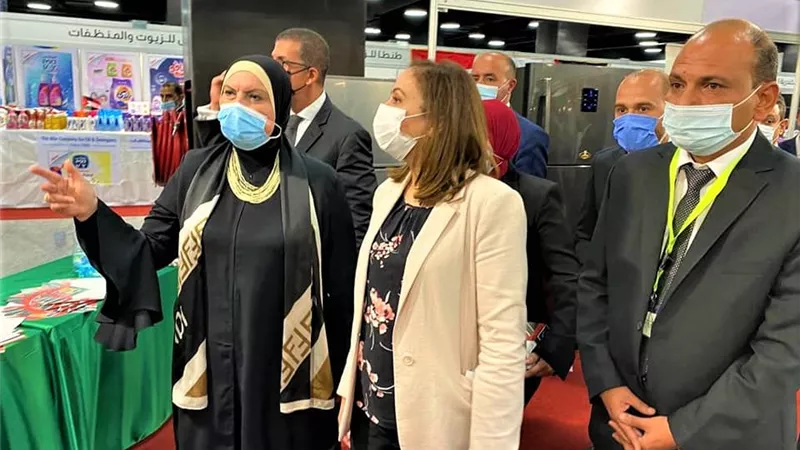 وزيرة التجارة ونظيرتها الاردنية تفتتحان الدورة الـ 14 لمعرض المنتجات المصرية بعمان