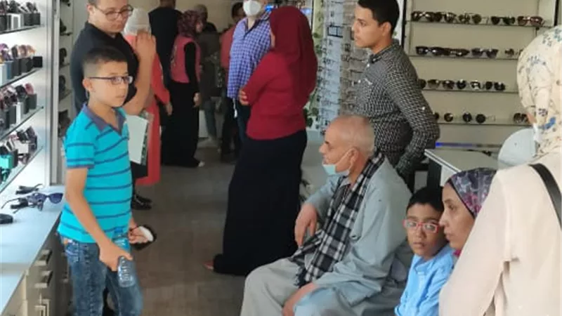 بدء القافلة الثانية للكشف الطبى على العيون وعمل النظارات مجانا لطلاب المدارس بمستقبل وطن أسيوط