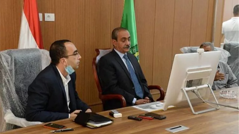 محافظ الإسماعيلية يستعرض تجهيزات مقر إدارة الأزمات والسلامة العامة ..صور