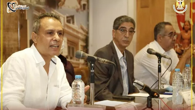 يوسف اسماعيل يفتتح المؤتمر الصحفي للمهرجان القومي للمسرح المصري