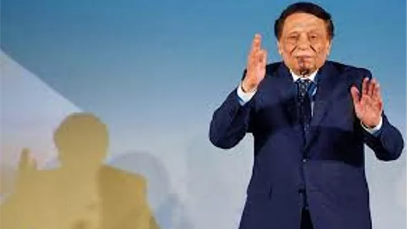 شقيق عادل إمام ينفى شائعة إصابة الزعيم بفيروس كورونا