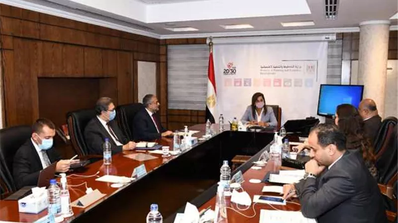 وزيرة التخطيط تبحث آخر تطورات المشروع القومي لتنمية الأسرة المصرية