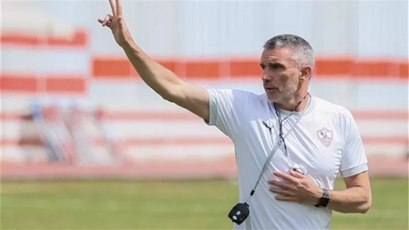 الزمالك يعلن تجديد عقد كارتيرون لـ3 مواسم.. رسميا