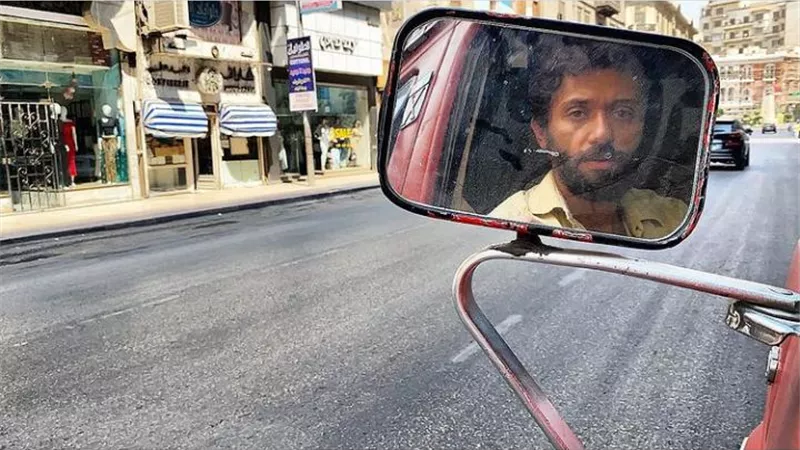 شاهد .. كريم محمود عبدالعزيز يعلن نهاية تصوير فيلمه الجديد 