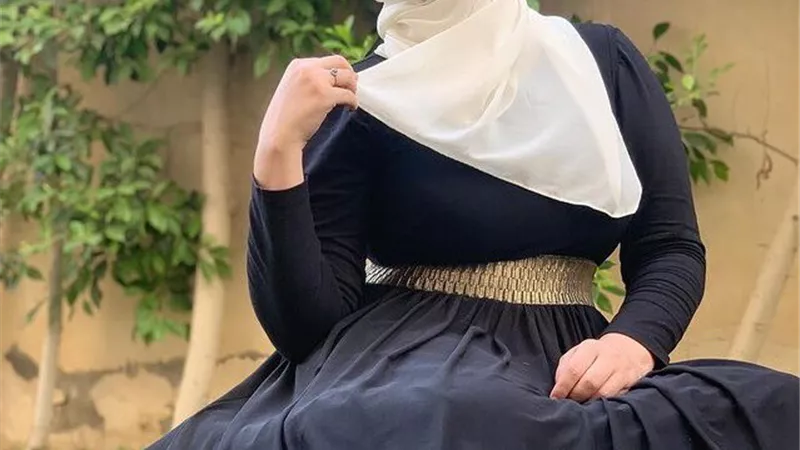 ابتديت أفوق.. ياسمينا العلواني تفاجئ جمهورها بإرتدائها الحجاب.. صور