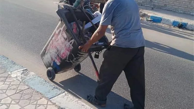 تكثيف أعمال النظافة بالاحياء والكورنيش والشواطئ بمطروح