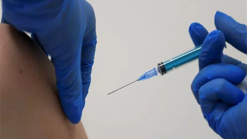 تحديد موعد إنتاج أول لقاح جزائري ضد كورونا