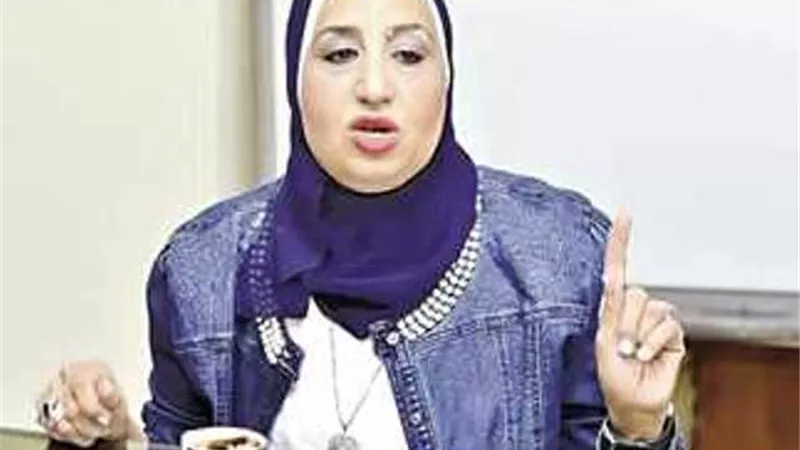 تطوير المناهج: انجليزي رابعة ابتدائي يدعم مهارات المتعلم فى التعبير عن ذاته