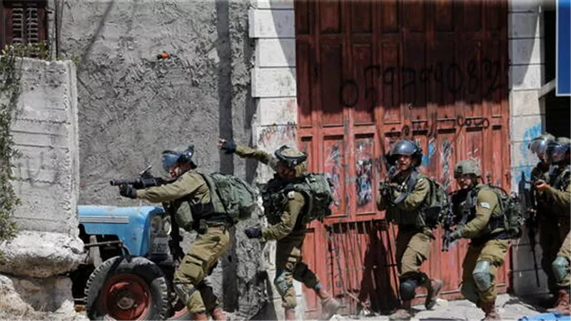 وسائل إعلام فلسطينية: الجيش الإسرائيلي يختطف شابين فلسطينيين في جنين