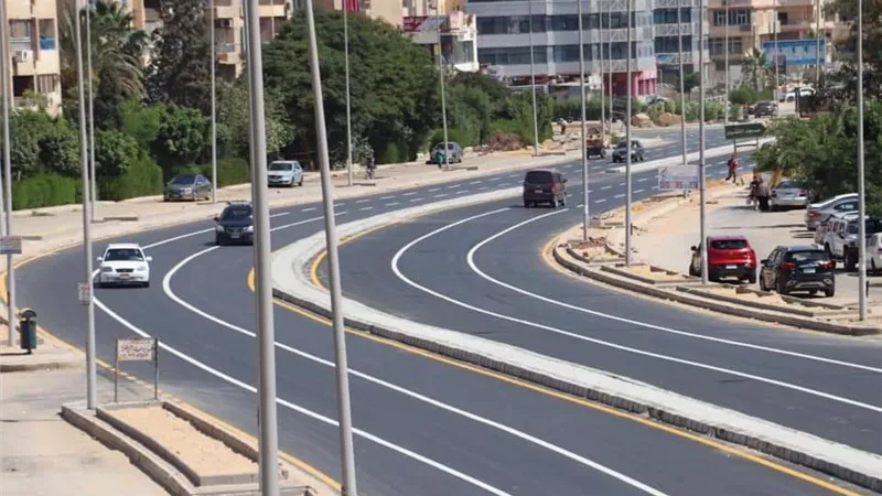 الإسكان: جارٍ الانتهاء من تطوير طريق التحرير ب أكتوبر بطول 6 كم لتيسير الحركة المرورية