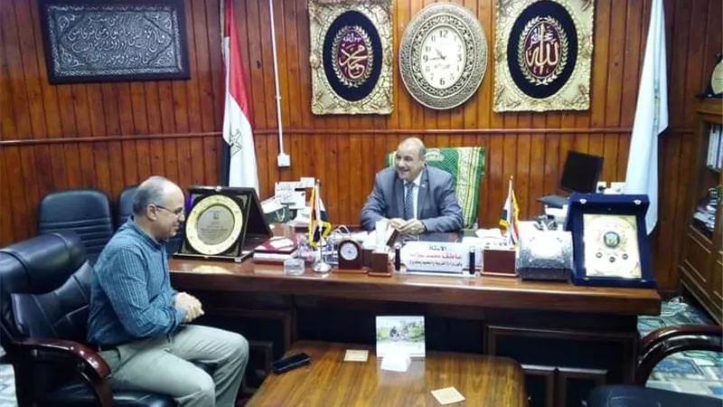 وكيل التعليم بمطروح يلتقي مدير عام الأبنية التعليمية الجديد