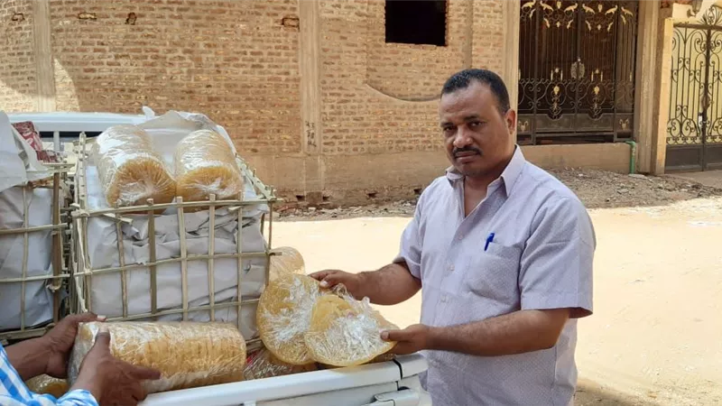 ضبط ٢٢٠٠ قطعة حلوى المولد النبوى مجهولة المصدر بالأقصر