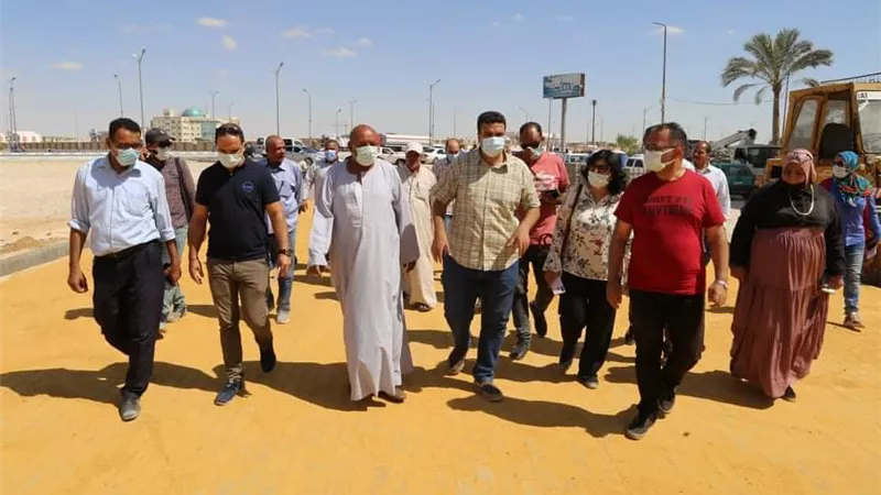 نائب المحافظ يتفقد المشروعات التنموية علي أرض السويس