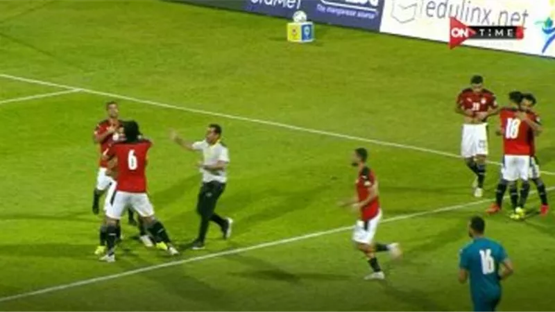 سيد معوض: مصطفى محمد افتكر المنتخب ضعيف.. ويجب اتخاذ قرار