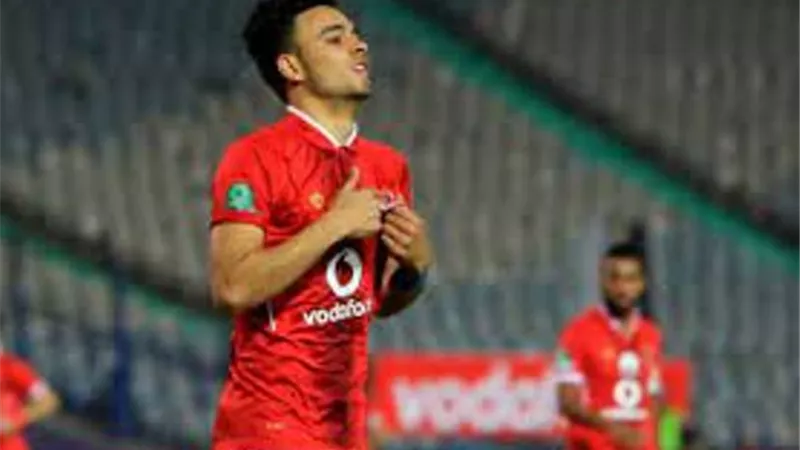 صلاح محسن بحرز الهدف الاول للاهلى فى مرمى انبى