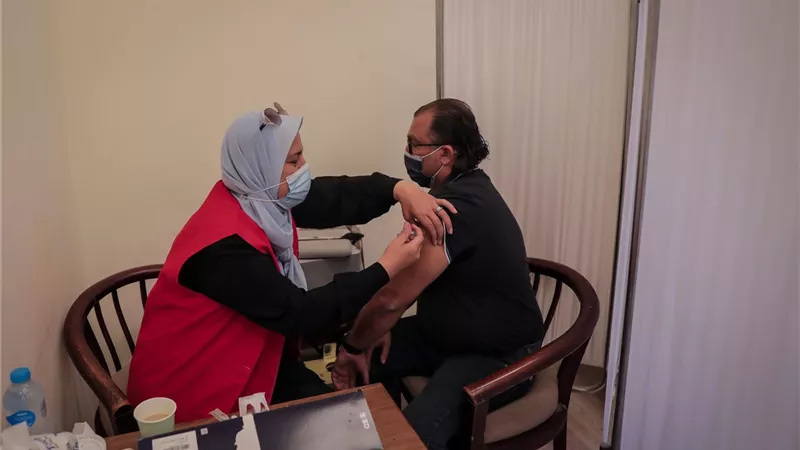 تطعيم أعضاء الأهلي ضد فيروس كورونا بالتنسيق مع وزارة الصحة