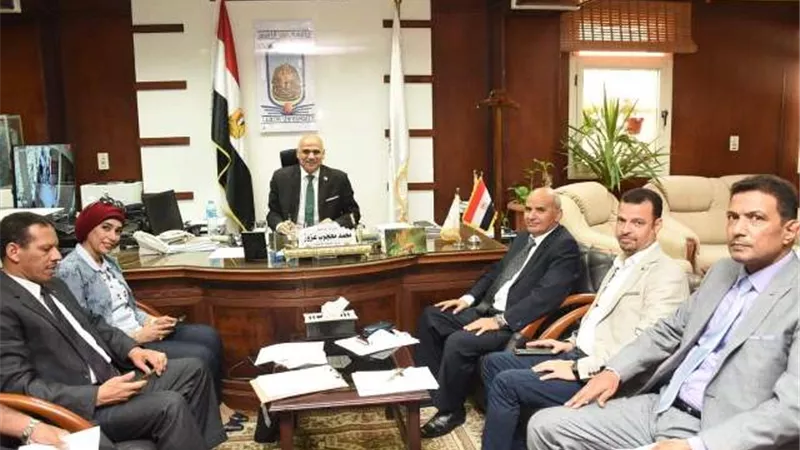 رئيس جامعة الأقصر يترأس اجتماع مجلس إدارة مركز تنمية قدرات أعضاء هيئة التدريس والقيادات