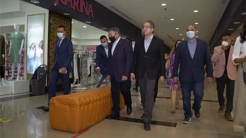 وزير السياحة والآثار ومحافظ البحرالأحمر يتفقدان متحف الغردقة صور