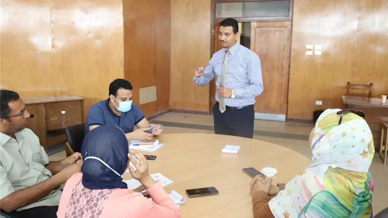 لليوم الثانى تواصل فعاليات البرنامج التدريبي لمشروعات الايزو بجامعه جنوب الوادى