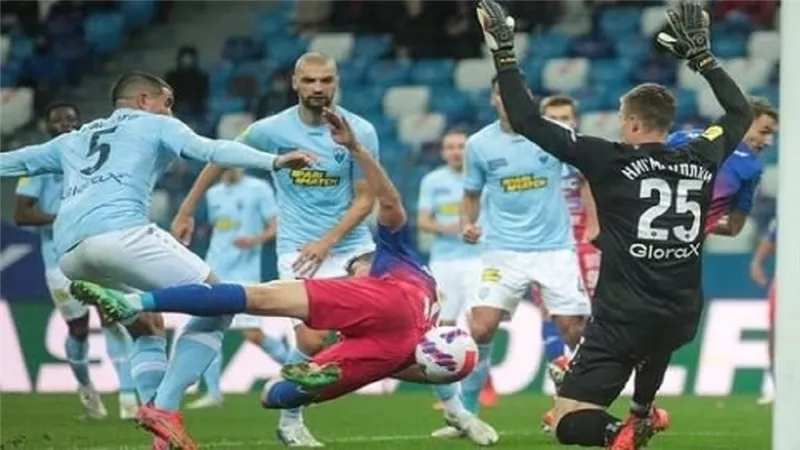 لاعب تسيسكا موسكويحرز هدفا فريد من نوعه في الدوري الروسي