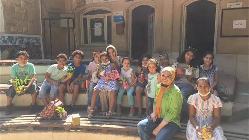 كلية الفنون التطبيقية حلوان تنظم ورش للصباغة وإعادة التدوير.. بالصور
