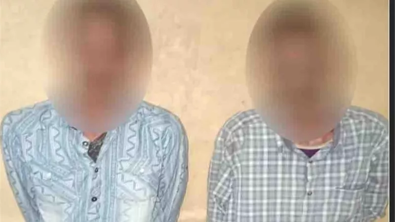 تركت منزلها بأسيوط وأقامت معه بكرداسة .. قتلها بمساعدة شقيقه وألقيا الجثة فى الطريق العام