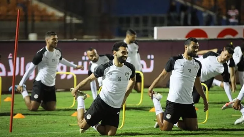 كواليس جلسة كيروش مع نجوم منتخب مصر.. شاهد