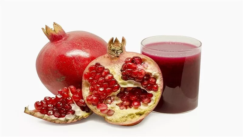 8 فيتامينات فى ثمار الرمان .. تعرف عليها
