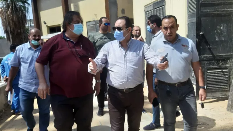 رئيس جهاز مدينة الشروق يتفقد محطات وروافع الصرف الصحى استعدادًا لموسم الشتاء