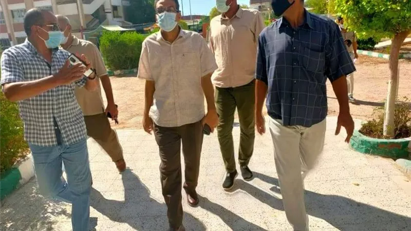 وكيل وزارة التربية والتعليم بالبحر الأحمر يتفقد مدارس سفاجا للتأكد من الإستعداد للعام الدراسي الجديد