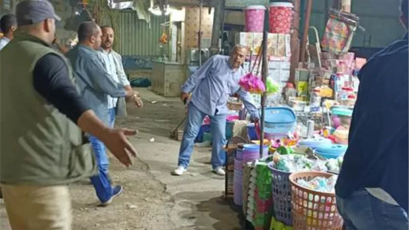 إستمرار تكثيف حملات النظافة ورفع الإشغالات للحفاظ بشوارع الشرقية