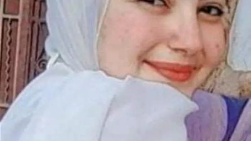 وفاة الطفلة منة الله داخل مستشفى الجلاء العسكري أثر حادث سيارة نقل