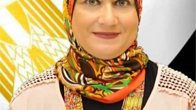 ناديه فتحى وكيلا لمديريه تعليم الاسكندرية