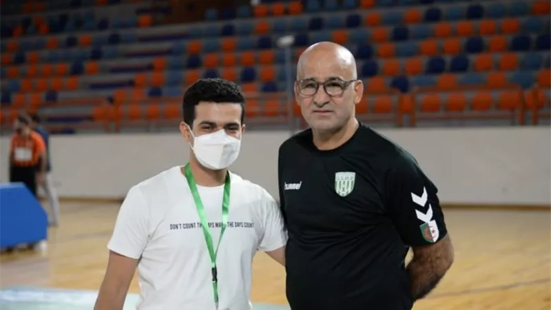 المدير الفني لفريق 