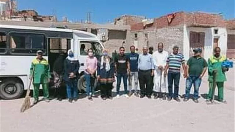 حملة نظافة وتوعية بيئية بحي زرزارة بالغردقة