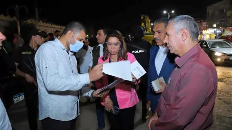 محافظ دمياط تتفقد أعمال إنشاء كوبرى بمدخل كفر البطيخ